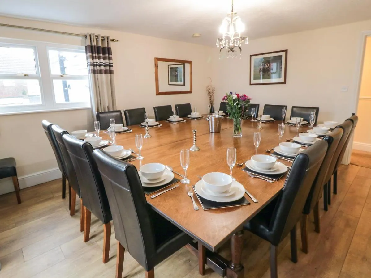 Manor Farmhouse Filey 0*,  United Kingdom